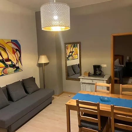 아파트 Art - Harz