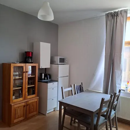 아파트 Art - Harz